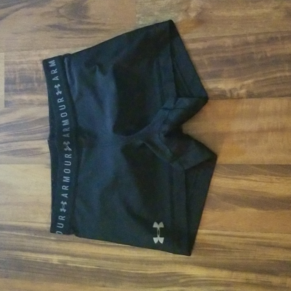 Compression shorts